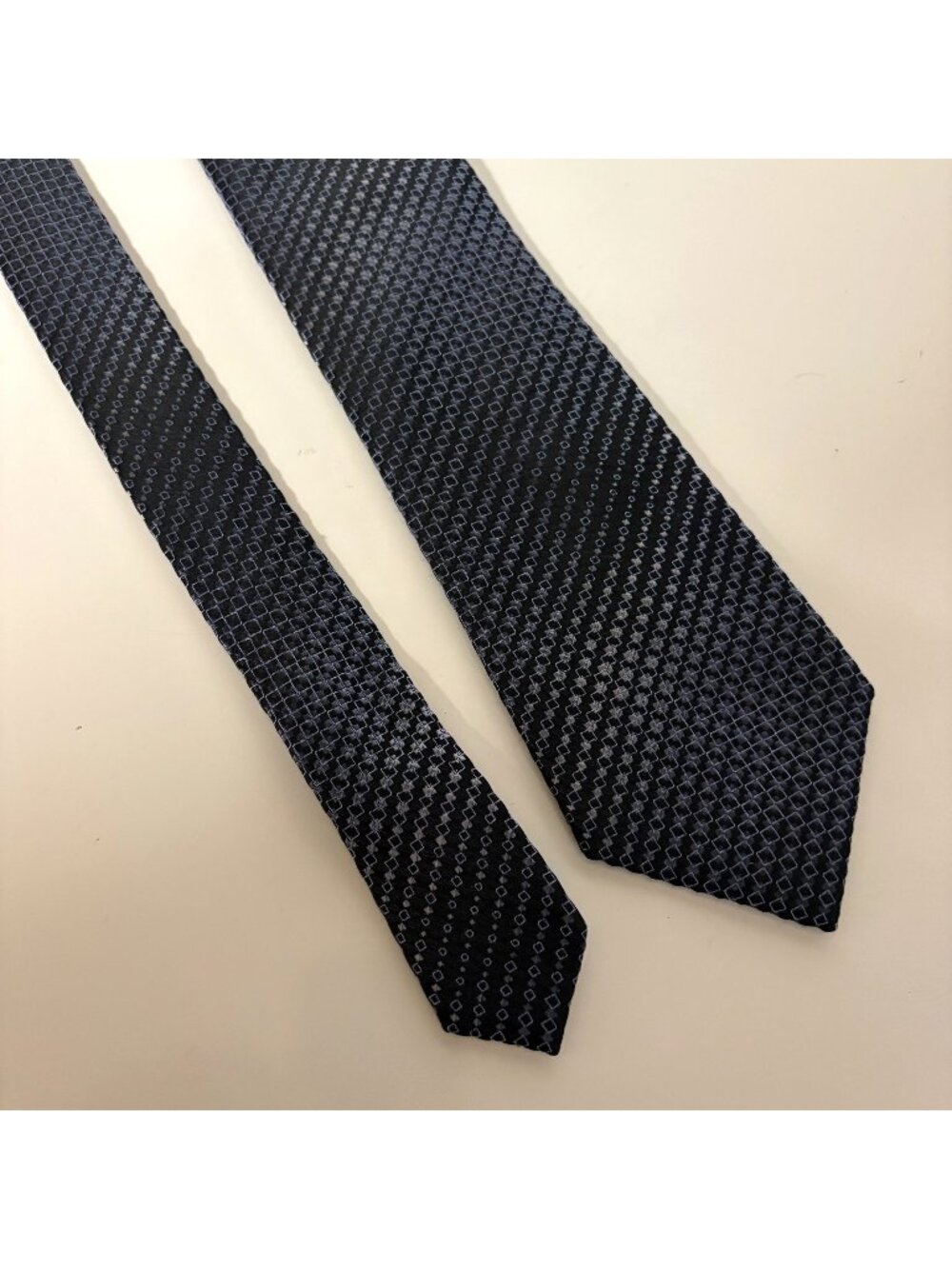 Kenneth Cole Reaction Silk Tie Blue Pattern Mens Necktie Office Classic Dad Gift